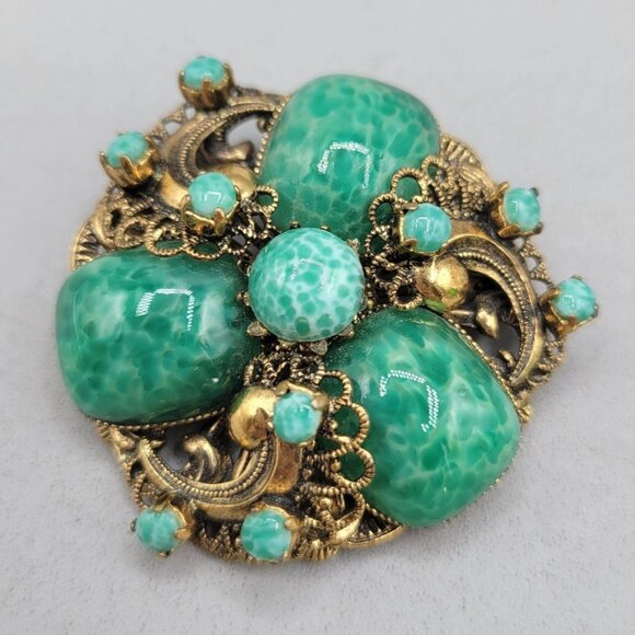Vintage Mottled Green Glass Cabochons in Gold-Tone Filigree Brooch Mid Century - Picture 1 of 7